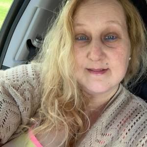 Meet your Posher, Valerie